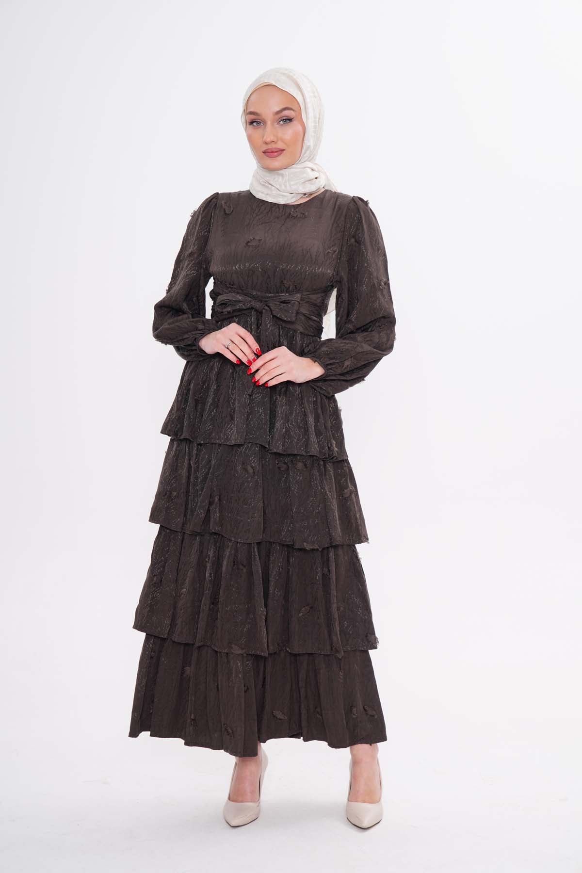 Belden Bağlamalı Elbise ￼