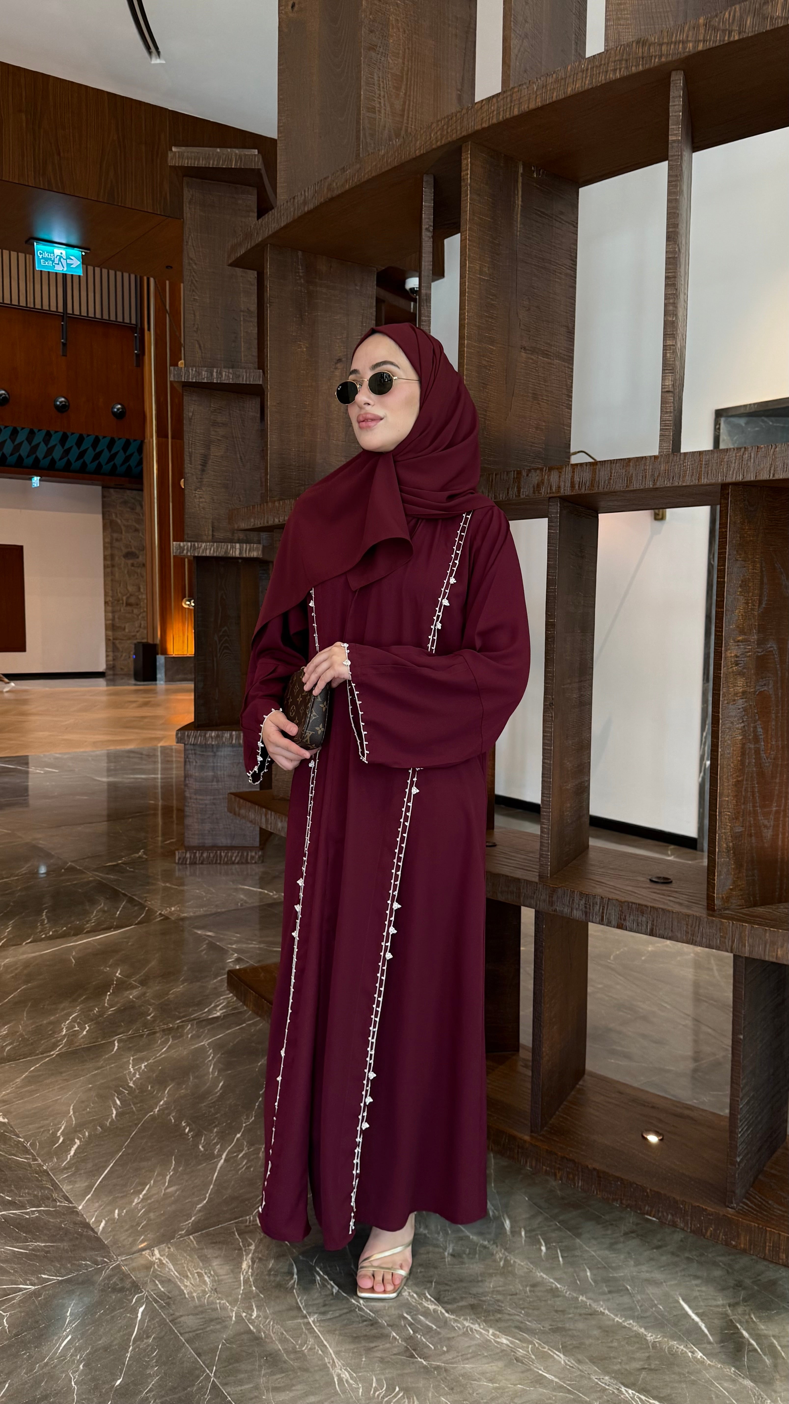 Sahra Bordo Abaya