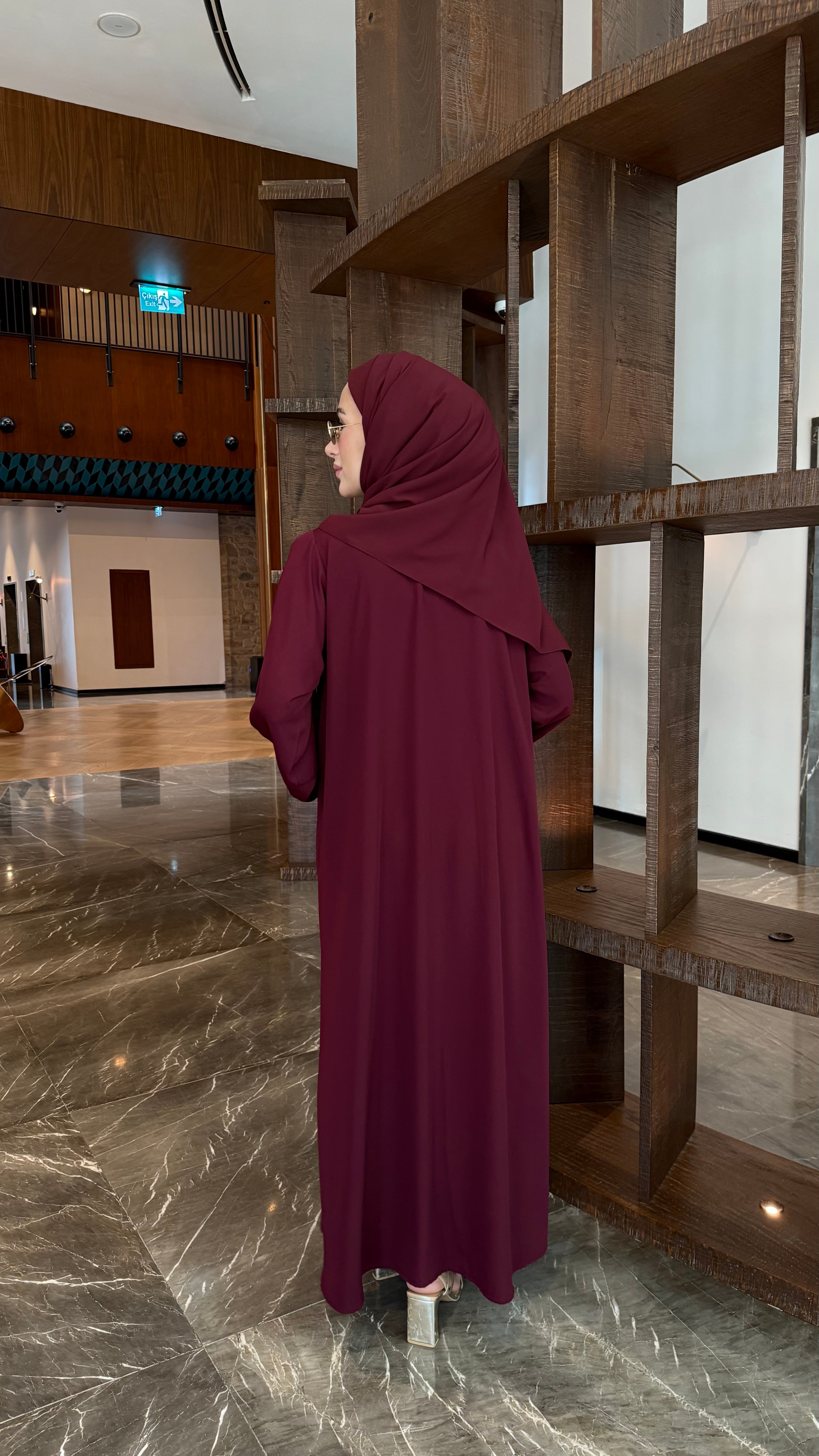 Sahra Bordo Abaya