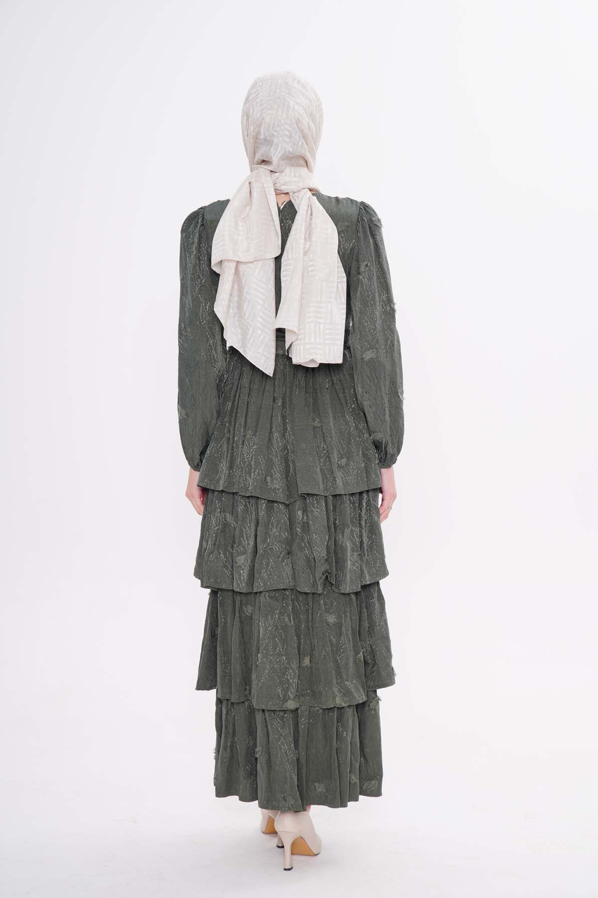 Belden Bağlamalı Elbise