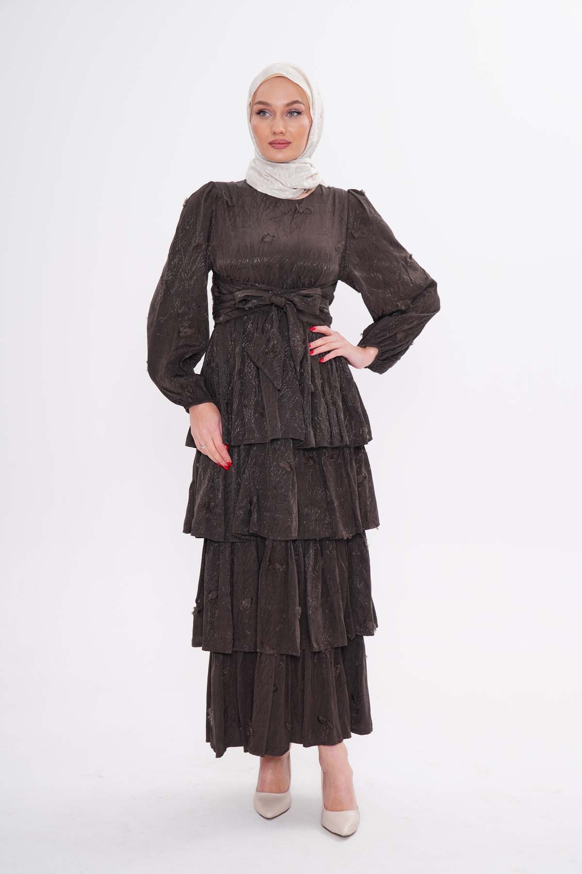 Belden Bağlamalı Elbise ￼