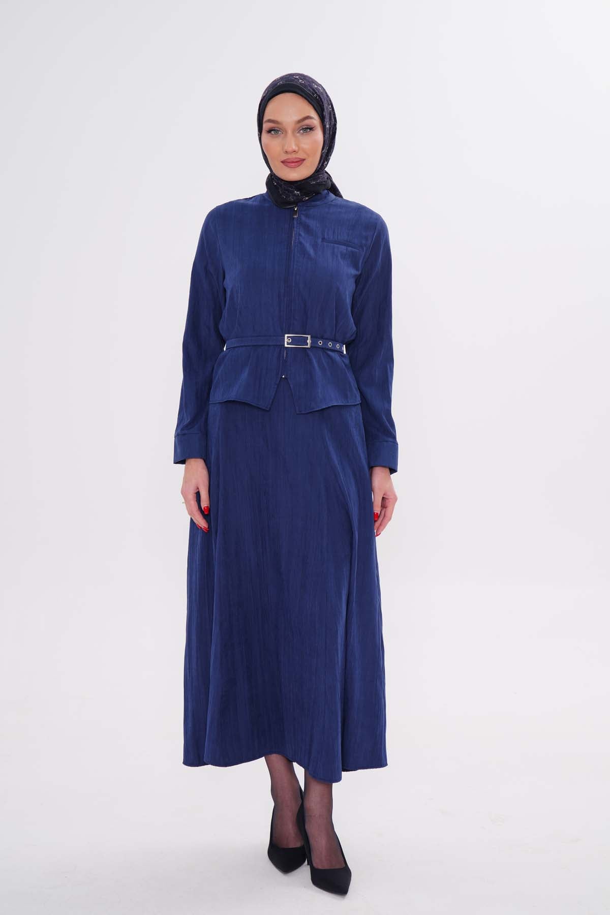 Kemer Detaylı Etekli Takım