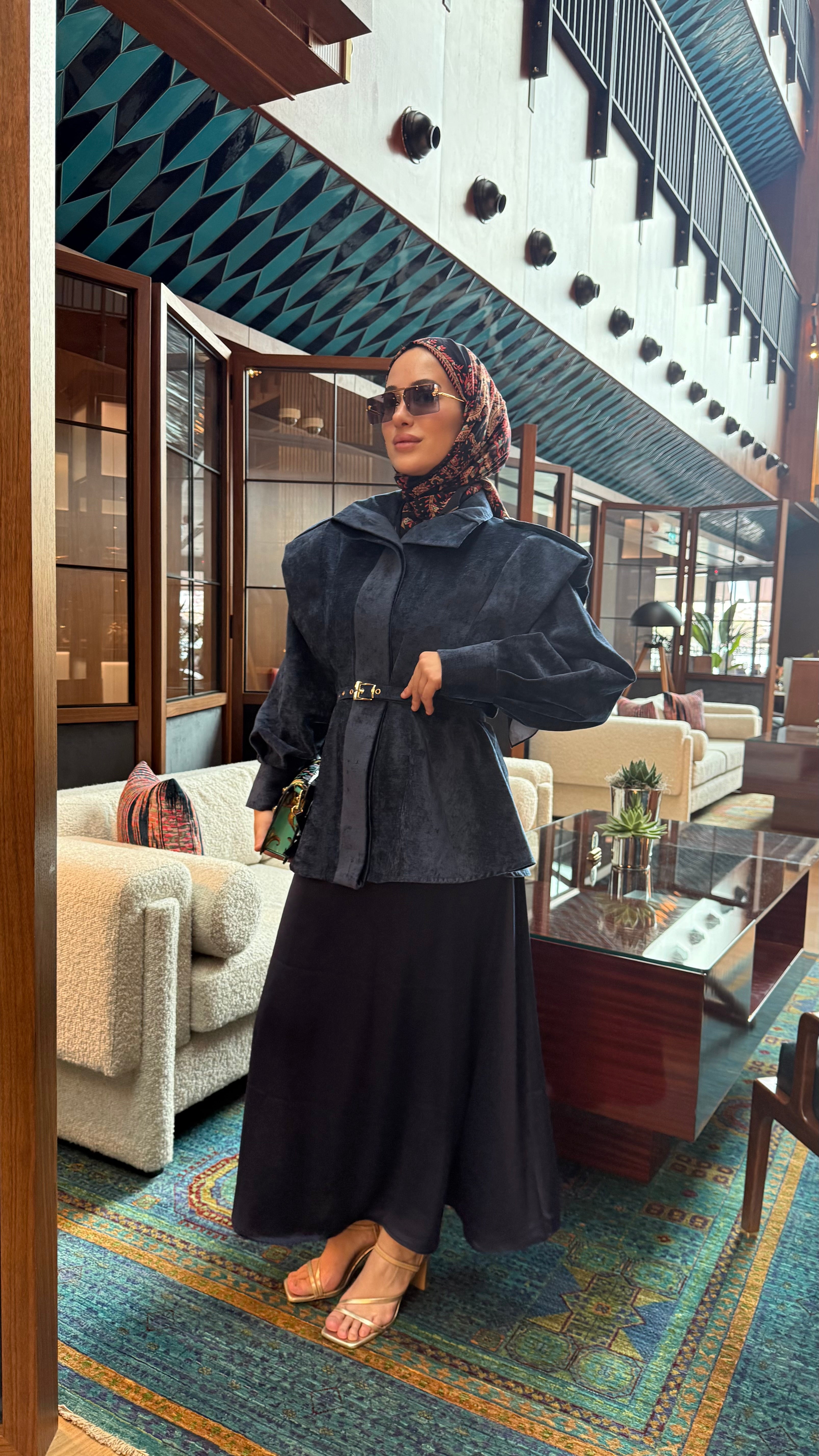 Velvet Aura Kemerli Kadife Ceket