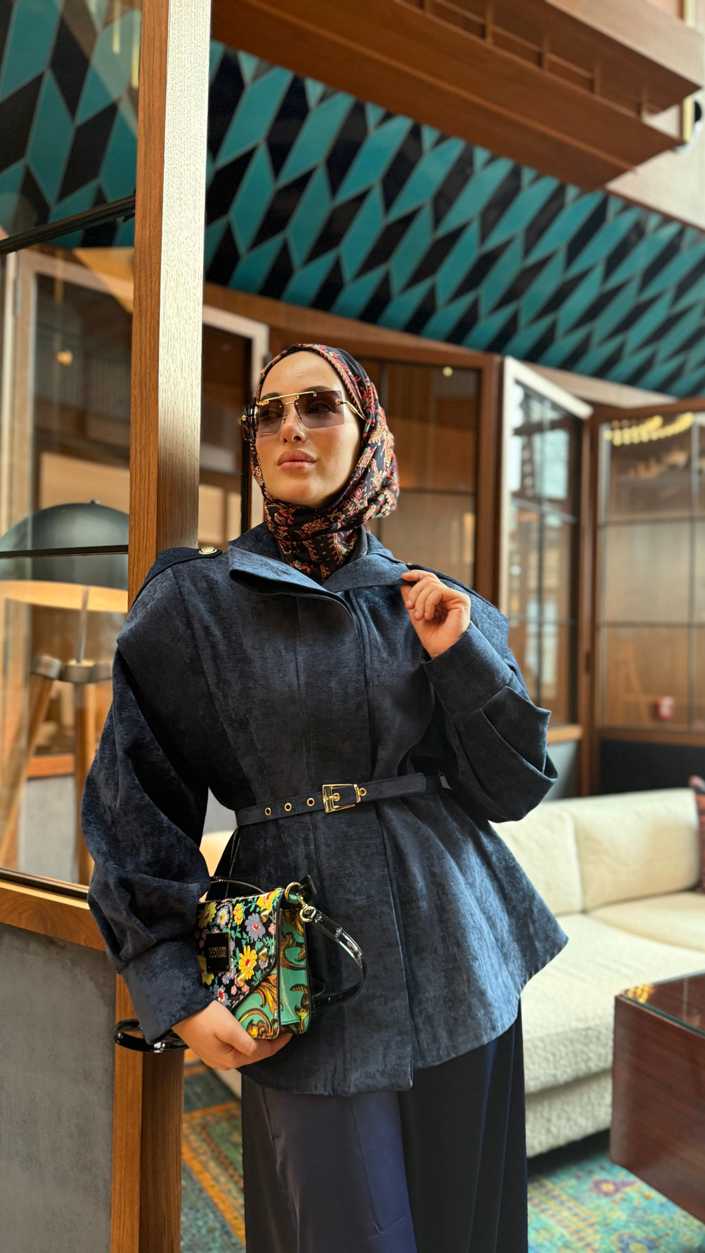 Velvet Aura Kemerli Kadife Ceket