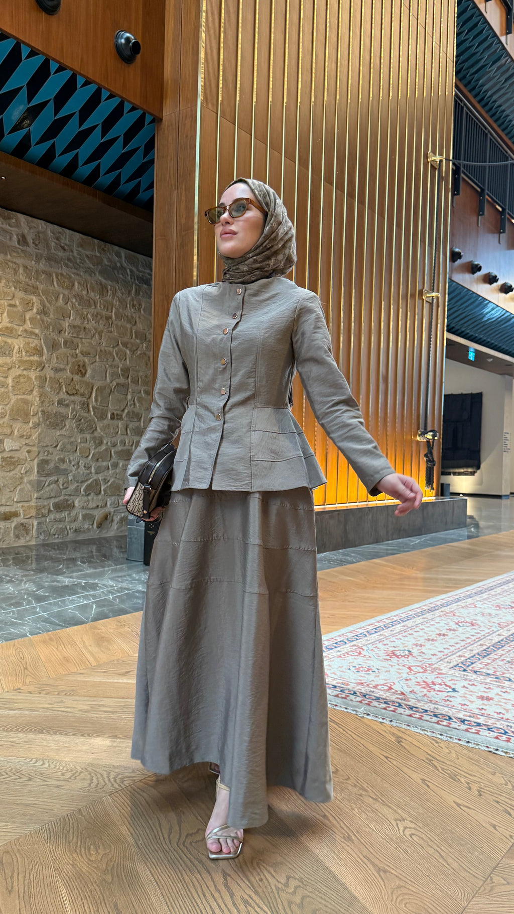 Sütlü kahve Çıtçıtlı Takım