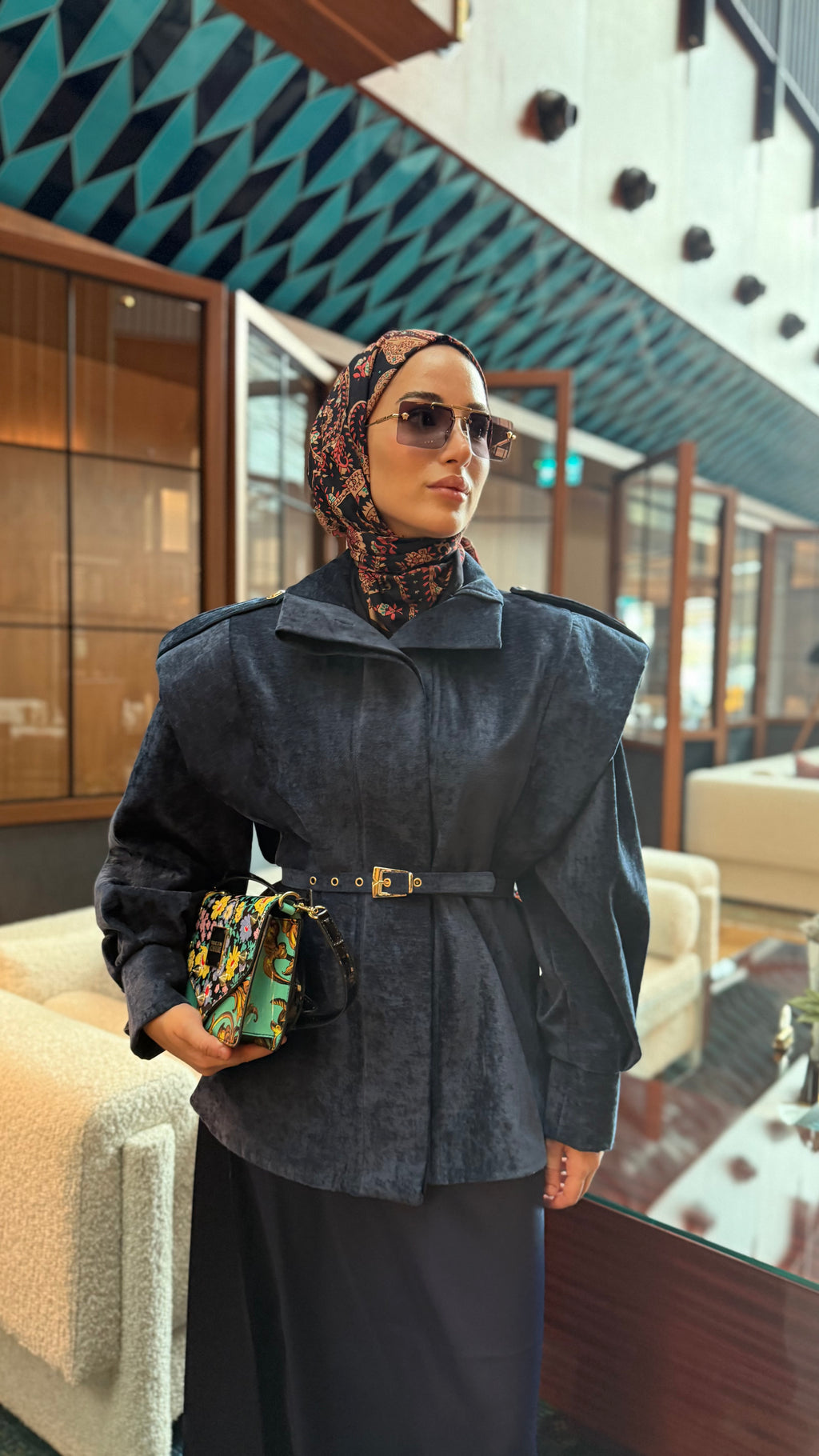 Velvet Aura Kemerli Kadife Ceket