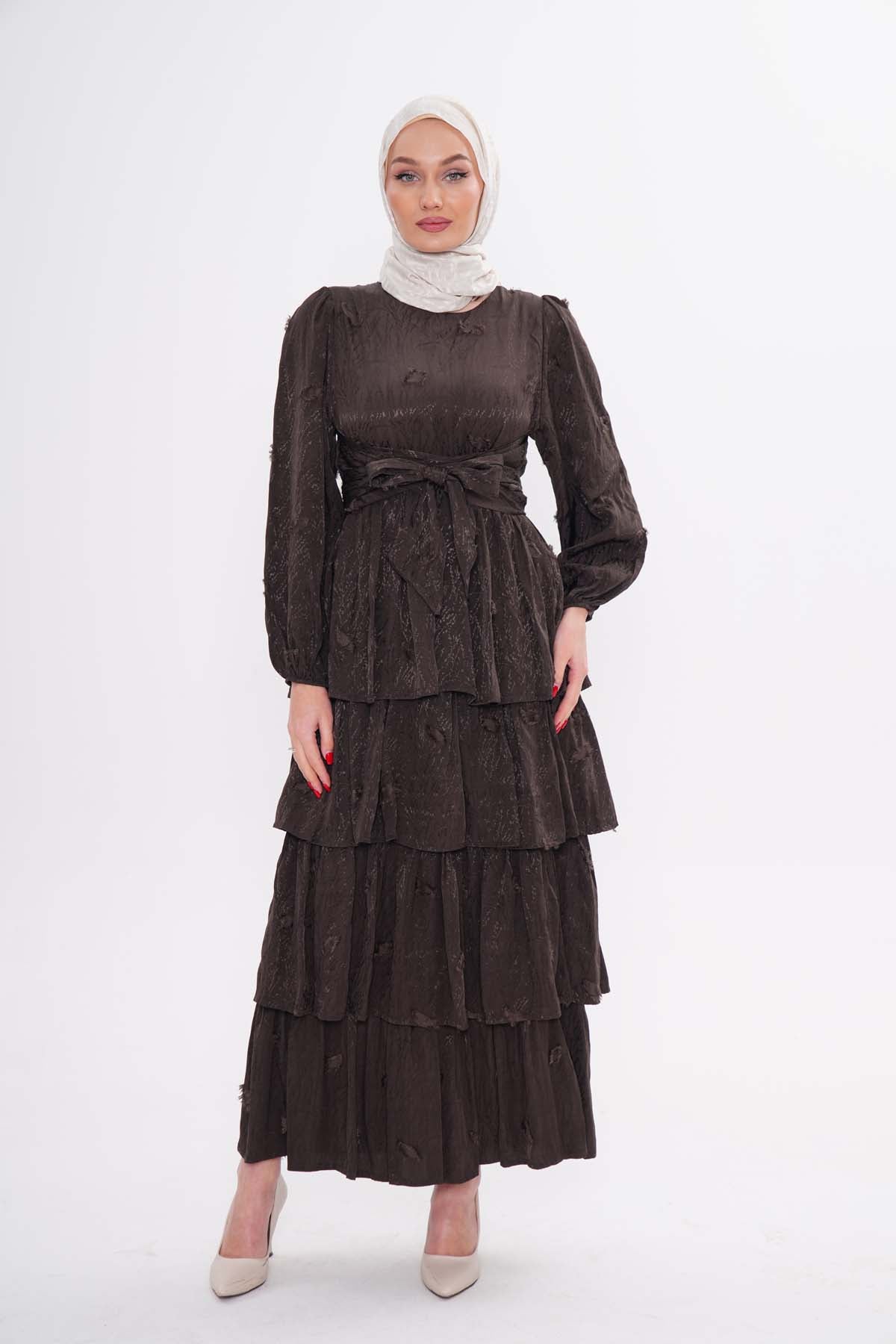 Belden Bağlamalı Elbise ￼