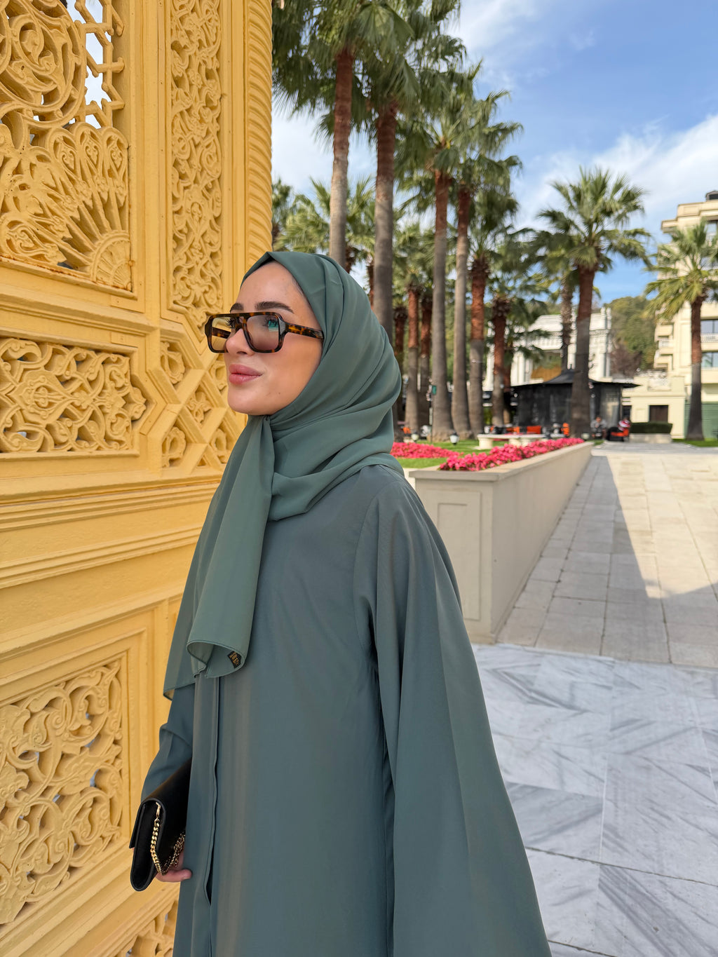 Düz Zümrüt Abaya