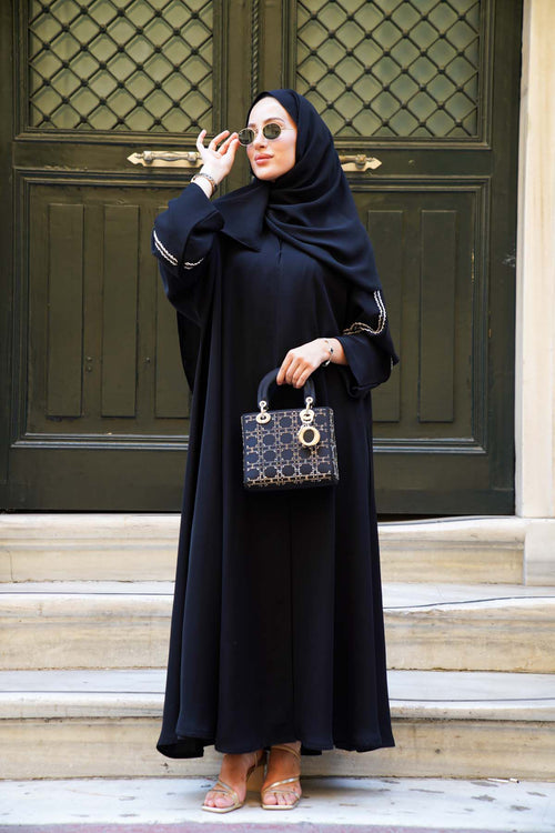 Lilyum Abaya