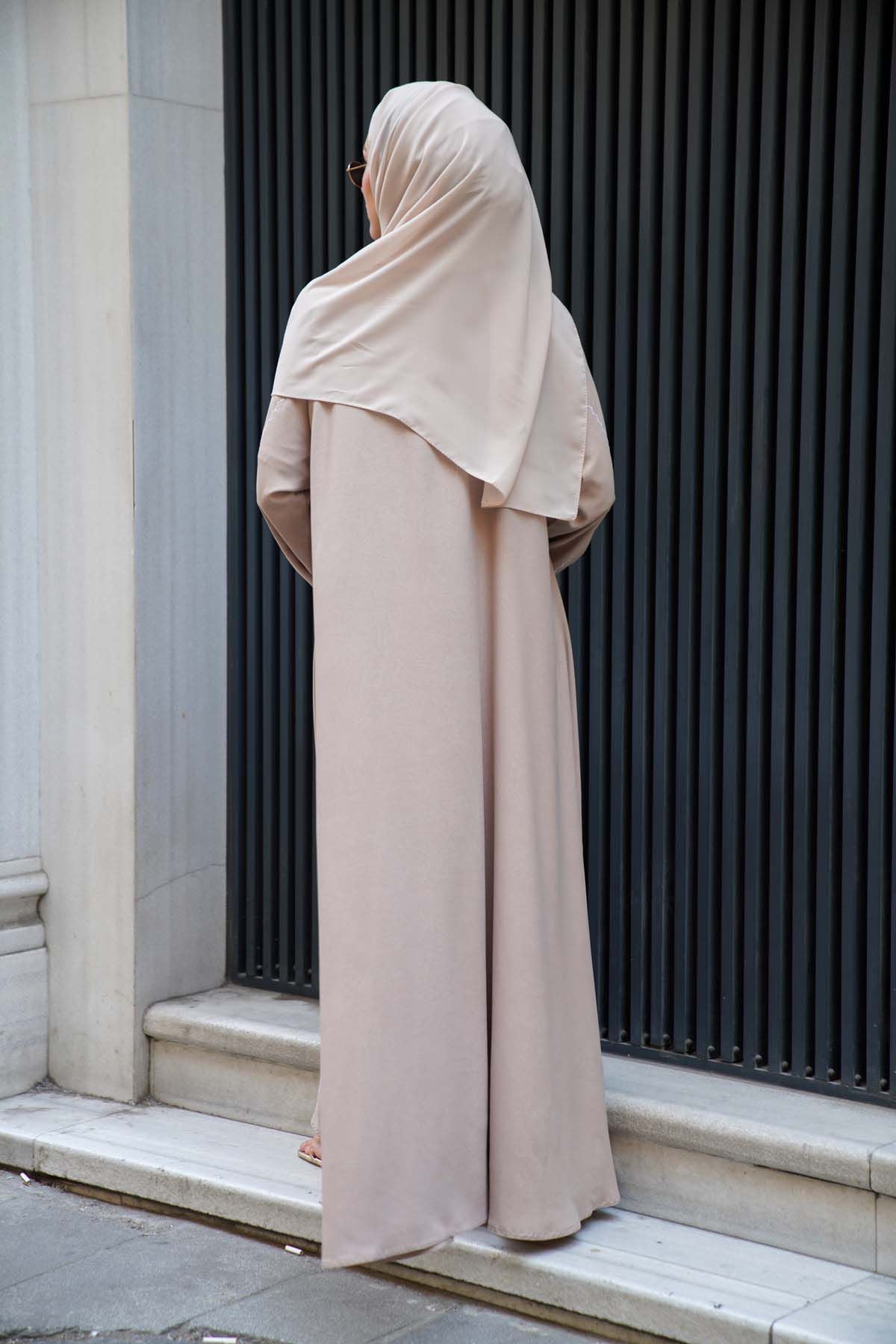 Amber Abaya